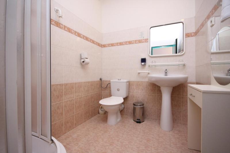 Hotel Legie Bed And Breakfast Praha Bagian luar foto
